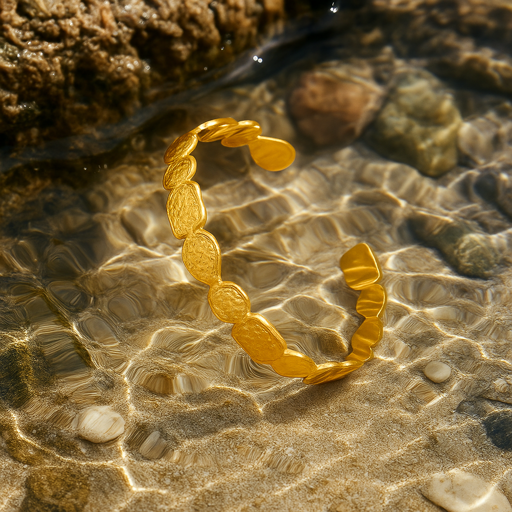 Aeris | Riflessi di sabbia dorata