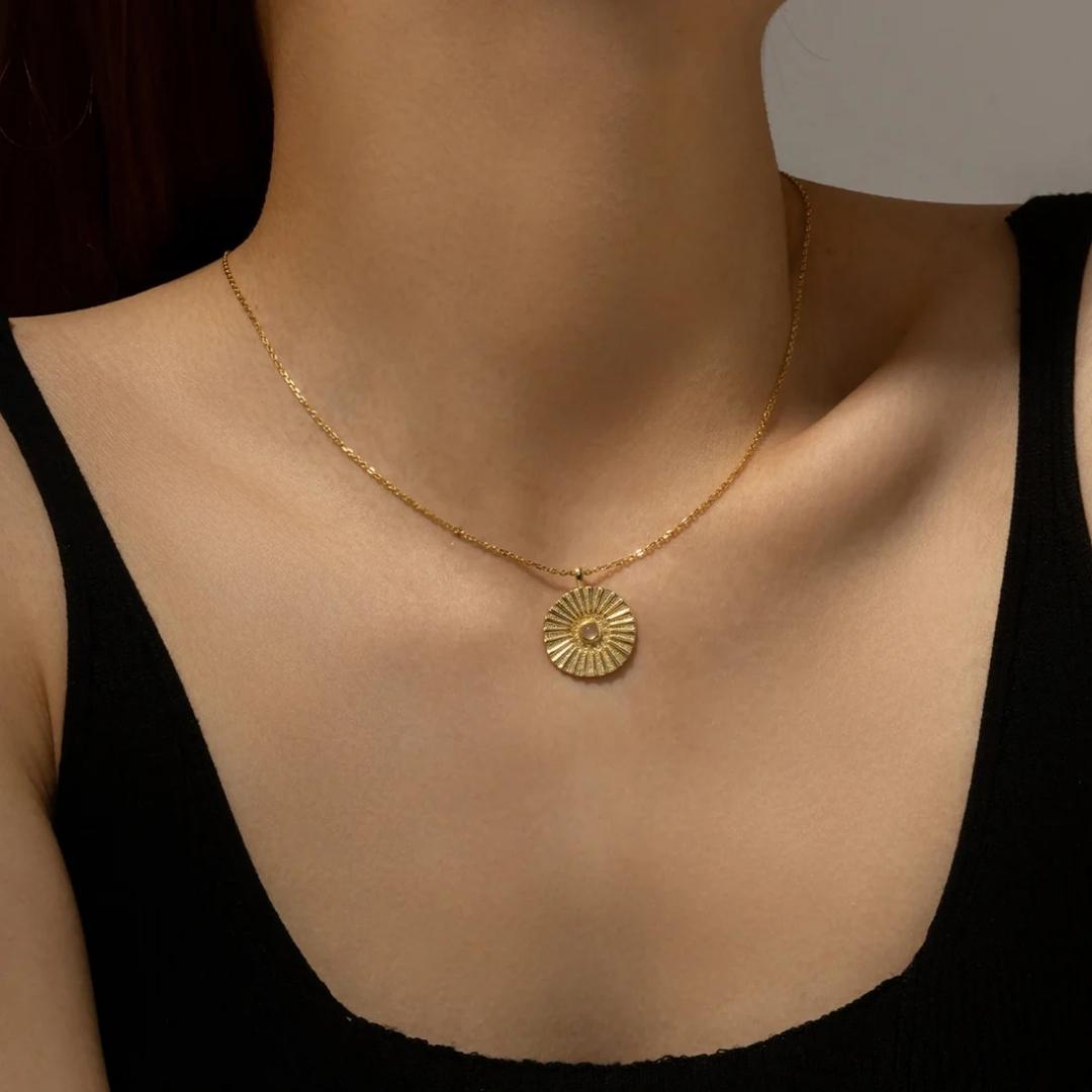 Solmira | Custode di Luce