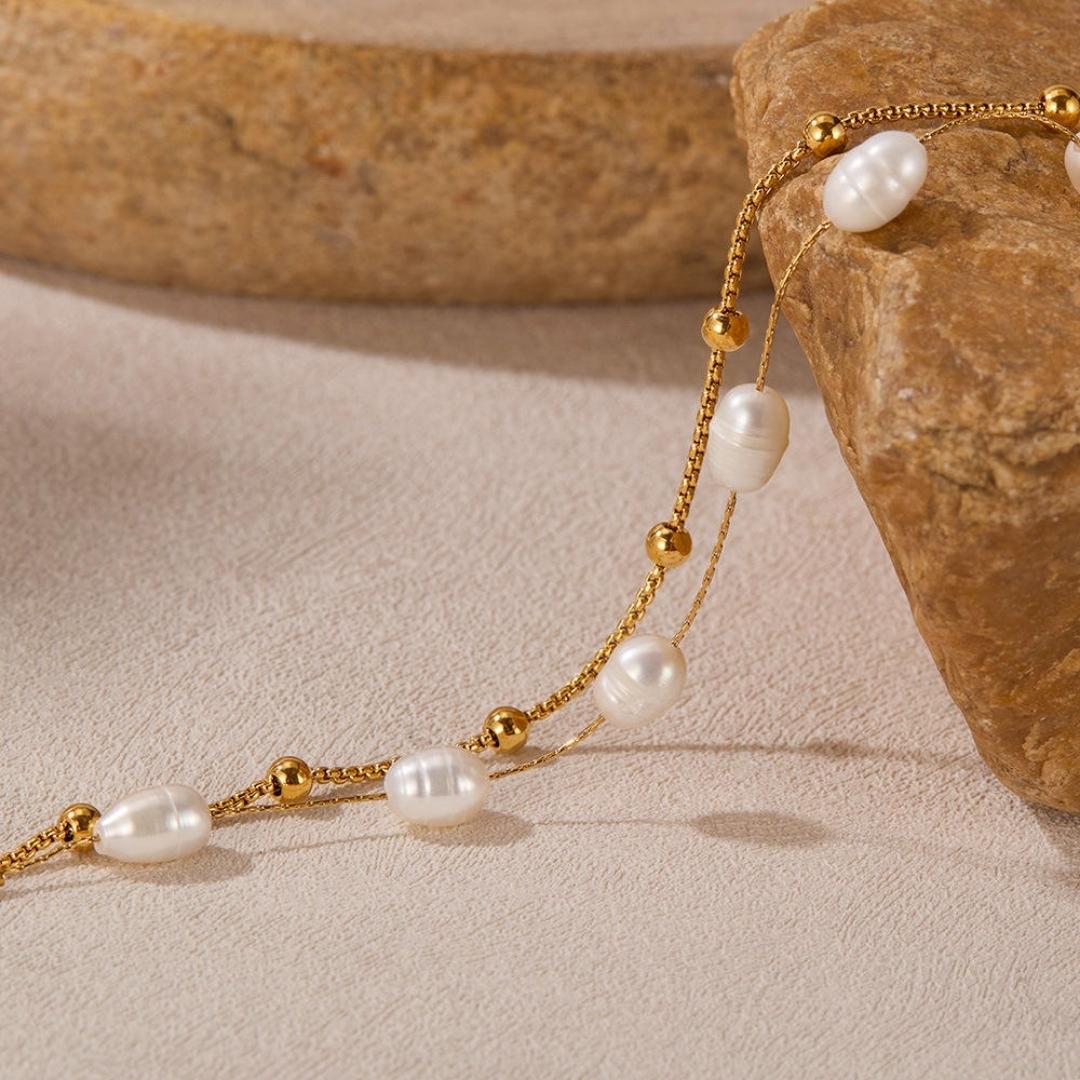 Rimah | Bracciale Dorato con Perle