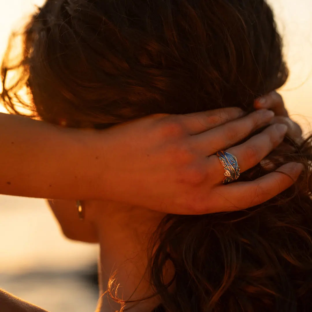 Miralys | Antique Wavy Ring