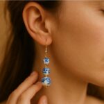 Mavi - Orecchini Pendenti Azzurro e Bianco - immagine 2